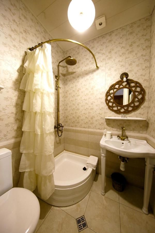 Отель Bloom Boutique Hotel Тбилиси