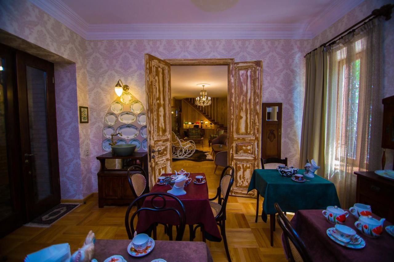 Отель Bloom Boutique Hotel Тбилиси
