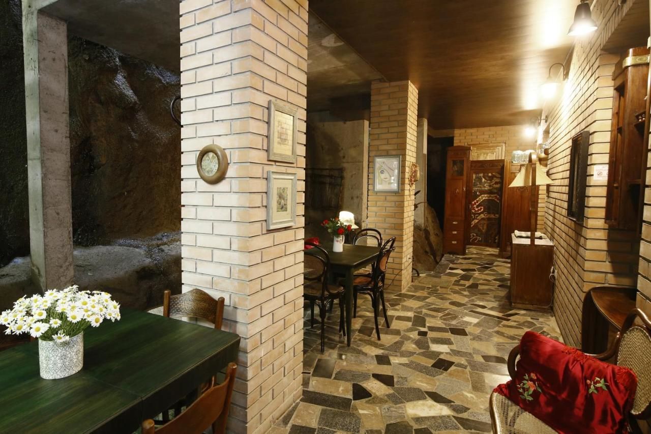 Отель Bloom Boutique Hotel Тбилиси-36