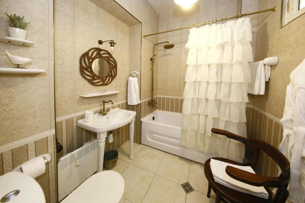 Отель Bloom Boutique Hotel Тбилиси