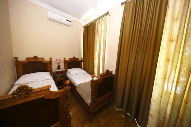 Отель Bloom Boutique Hotel Тбилиси-12