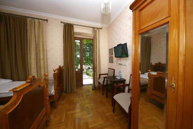 Отель Bloom Boutique Hotel Тбилиси-13