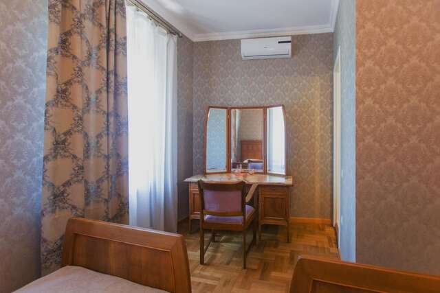 Отель Bloom Boutique Hotel Тбилиси-18