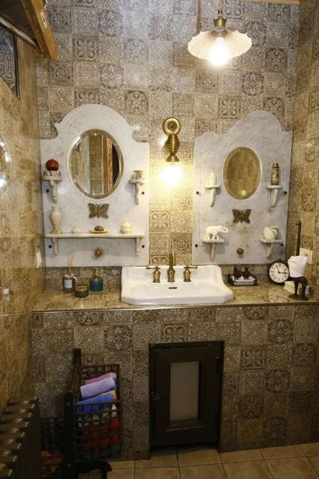 Отель Bloom Boutique Hotel Тбилиси-39